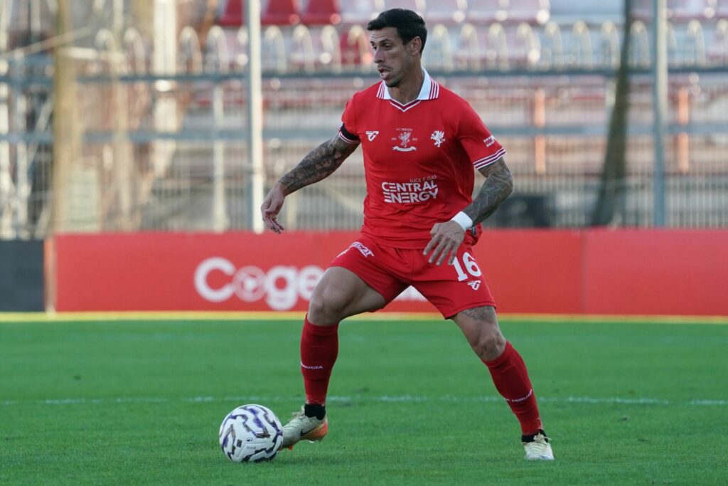 Bartolomei palla al piede